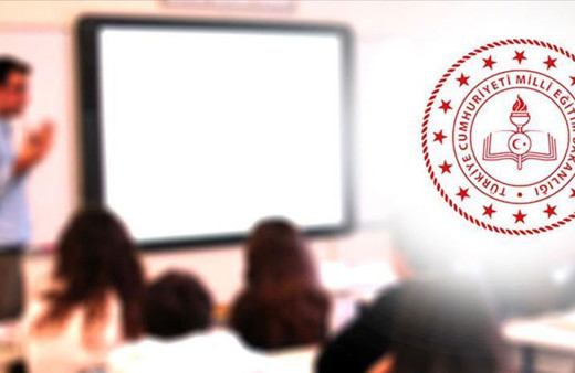 Milli Eğitim Bakanlığı değişikliği duyurdu! Öğrencilere sosyal etkinlik içerikli yeni karneler dağıtılacak