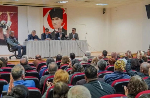 CHP'li başkan adayından CHP'li başkana tepki: Yağmur gibi adam alıyor