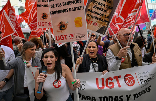 İspanyol tekstil devi İnditex'in mağaza çalışanları eylem yaptı