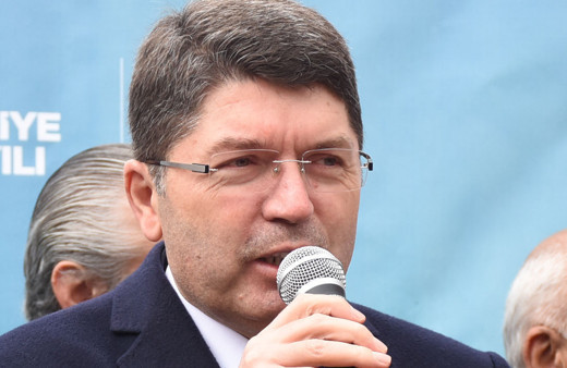 Adalet Bakanı Yılmaz Yılmaz Tunç'tan Özgür Özel'e tepki