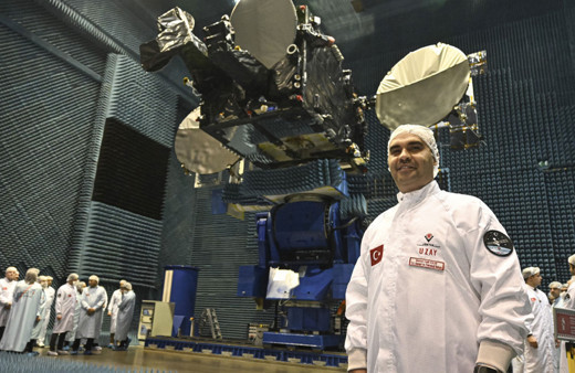 Türkiye'nin yerli ve milli uydusu Türksat 6A yazın uzay yolcusu