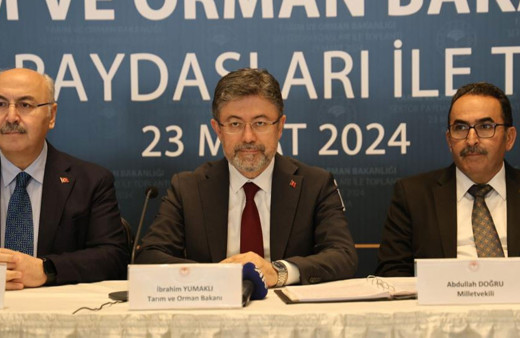Tarım ve Orman Bakanı İbrahim Yumaklı uyardı: Su fakiri olabiliriz!