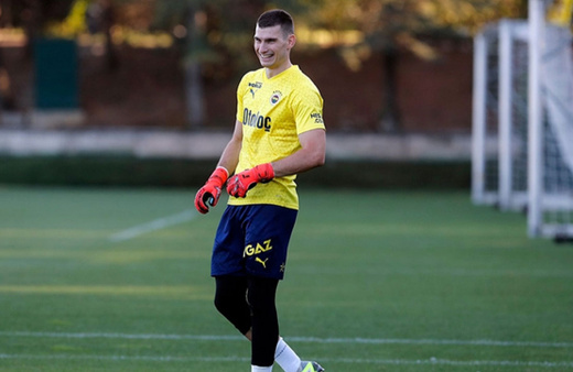 Fenerbahçe'de Livakovic ayrılmak istemiş!