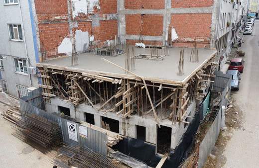 "Yarısı Bizden Kampanyası"nda ilk temel İstanbul Üsküdar'da atıldı