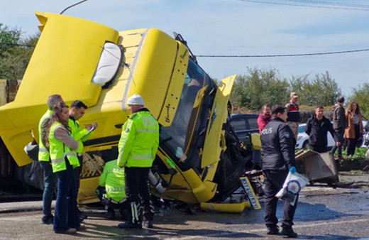 Hatay'da bir aile yok oldu! Feci kaza, 6 kişi hayatını kaybetti