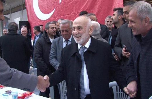 AK Parti'ye geçen Suat Pamukçu'dan Yeniden Refah Partililere çağrı