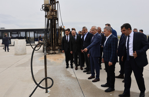 Depremde zarar gören Hatay Havalimanı'nda uçuşlar başlıyor