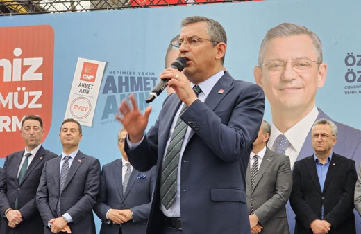 CHP lideri Özgür Özel, Meral Akşener'e yüklendi: "Sende olmayan vicdan..."