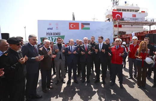 Türkiye'nin Gazze için hazırladığı 8'inci yardım gemisi uğurlandı