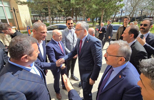 Bakan Işıkhan: SGK'ya en çok borçlu 5 belediyenin 5'i de CHP belediyesi