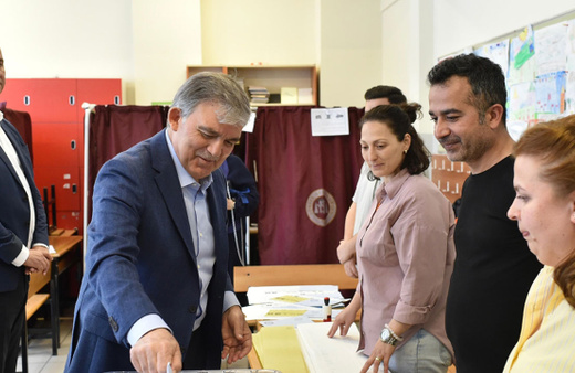 11. Cumhurbaşkanı Abdullah Gül, oyunu Beykoz'da kullandı