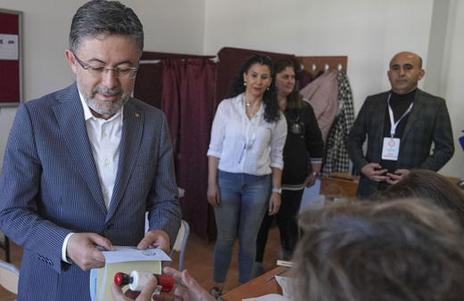 Tarım ve Orman Bakanı İbrahim Yumaklı oyunu Ankara'da kullandı
