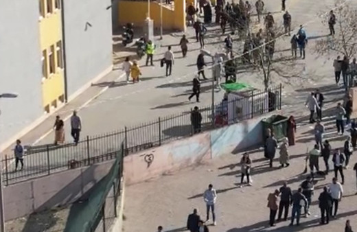 En çok seçmenin kayıtlı olduğu Avcılar'da, oy verme yoğunluğu havadan görüntülendi