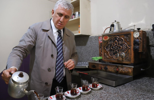 150 yıllık gelenek bozulmadı, belediye başkanı tekrar aynı aileden seçildi