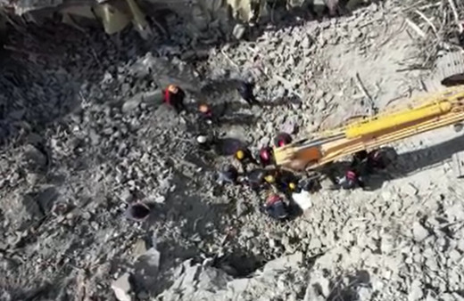 Başkentte bir kişi istinat duvarının altında kaldı, arama çalışmaları sürüyor