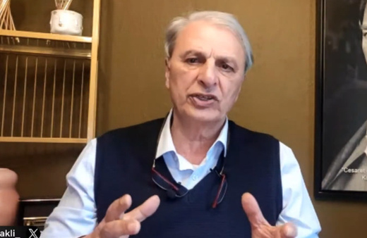 Can Ataklı: AK Parti hakimiyetinde olan illerde neredeyse başı açık kadın gezemez oldu