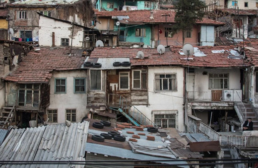 AYM'den gecekondularla ilgili tarihi karar: Hüküm iptal edildi