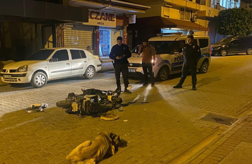 Antalya'da iki motosikletin çarpıştığı kazada 2 kişi ağır yaralandı