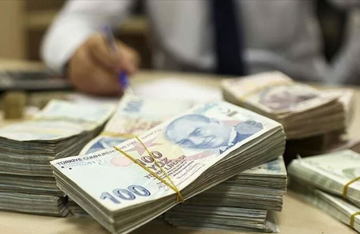 Yeni 200 TL ve 50 TL'ler tedavüle verildi! İmza farkı...