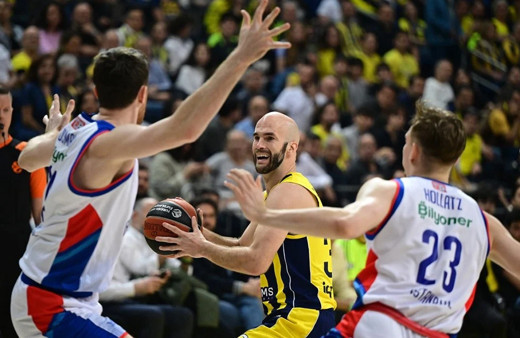 Derbide gülen taraf Anadolu Efes oldu