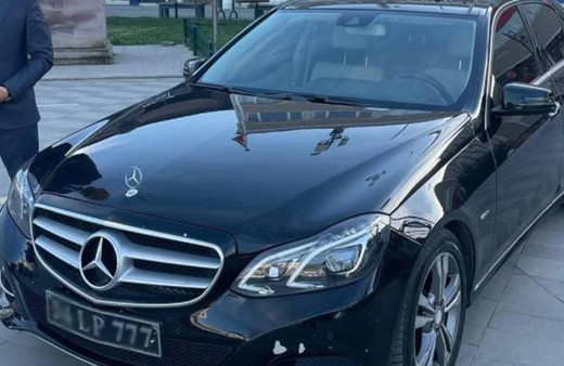 YRP'li belediye başkanı makam aracını satışa çıkardı!