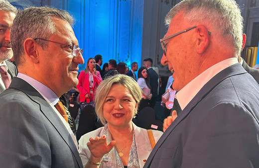 CHP Genel Başkanı Özgür Özel: Bolca tebrik ve alkış aldık