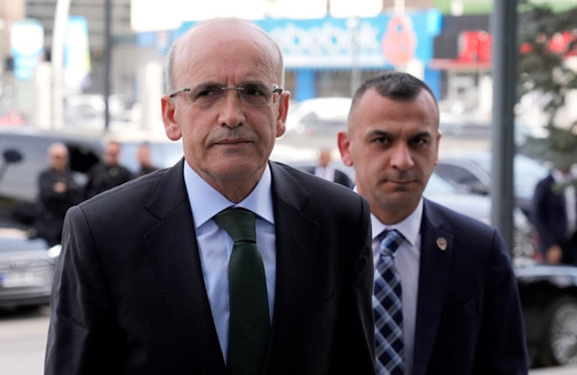 Mehmet Şimşek harekete geçti Antalya'da 5 yıldızlı otelde seminer adı altında tatil dönemi sona eriyor