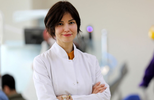 İnternetten alınan diş beyazlatma kitleri zarar verebilir!