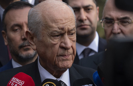 Devlet Bahçeli’den Buldan’a teşekkür telefonu