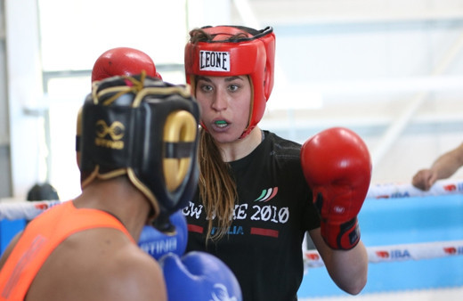 Hint ve İtalyanlar, Türk kadın boksörlerle ortak kamp yapıyor