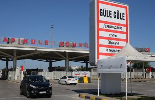 Edirne'deki sınır kapılarında bayram nedeniyle akıcı yoğunluk oluştu