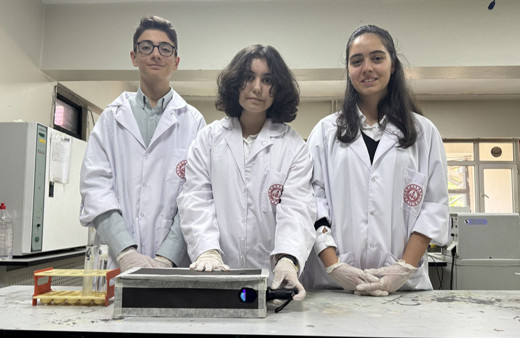 Lise öğrencileri balık kılçığından sudaki cıva iyonlarını tespit eden kit geliştirdi