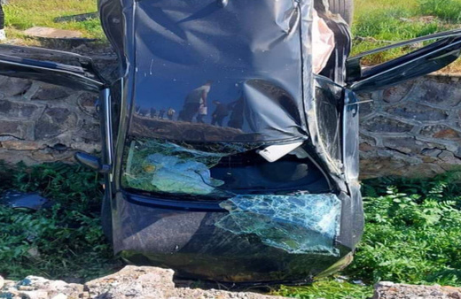 Gaziantep'te dere yatağına devrilen otomobildeki 4 kişi yaralandı