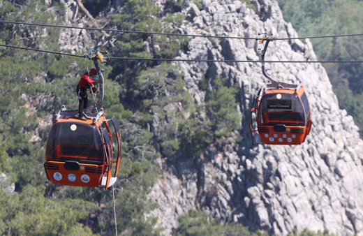 Antalya'da korkunç teleferik kazası! 1 kişi öldü mahsur kalan 174 kişi 23 saatte kurtarıldı