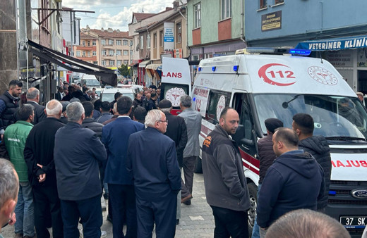 Silahlı saldırıda amca ile yeğeni öldü