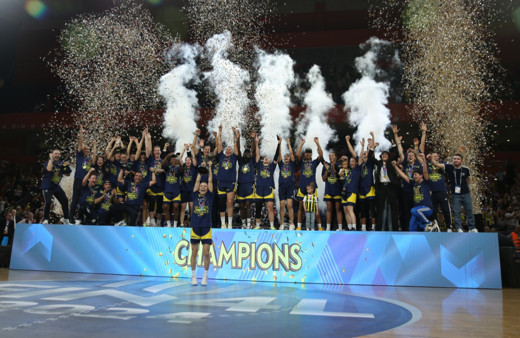 Fenerbahçe Alagöz EuroLeague şampiyonu!