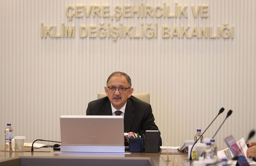 Mehmet Özhaseki deprem konutları için tarih verdi!