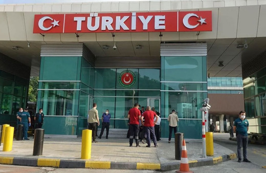 Sarp Sınır Kapısı'ndan bayram tatilinde 183 bin 51 yolcu geçti