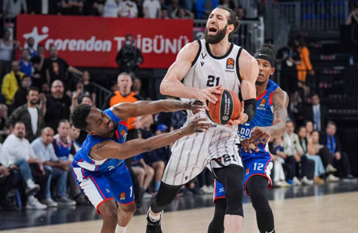 Anadolu Efes Euroleague'e veda etti