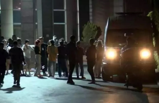 32 öğrenci zehirlenme şüphesiyle hastaneye kaldırıldı