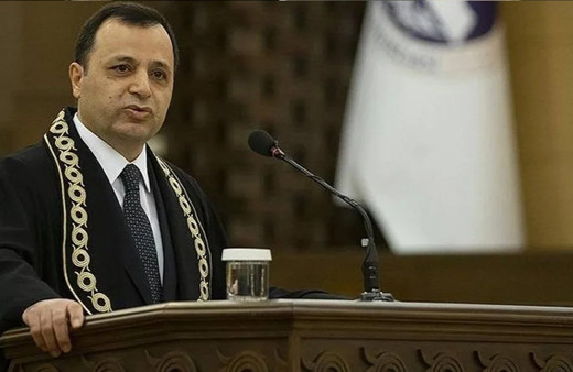 Zühtü Arslan'a AYM'de veda töreni