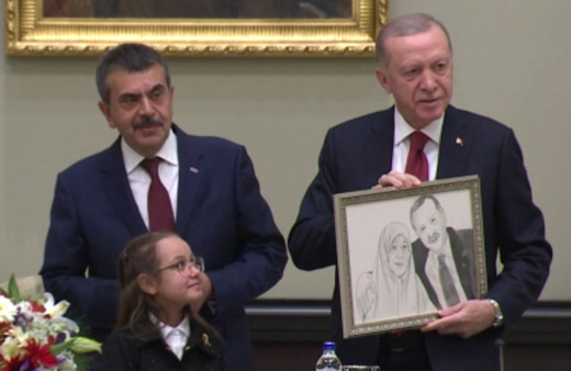 Cumhurbaşkanlığı Külliyesi'nde söz çocukların! Erdoğan 23 Nisan minikleri kabul etti