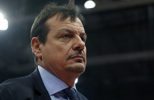 Bakan Osman Aşkın Bak ve Ömer Çelik'ten Ergin Ataman'a destek