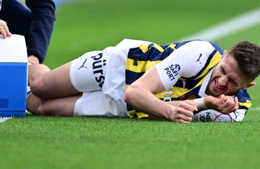 Fenerbahçe'ye kötü haber! Bilek bağında kopma...