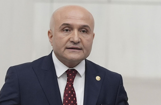 Erhan Usta, İYİ Parti Grup Başkanvekilliği görevinden istifa etti