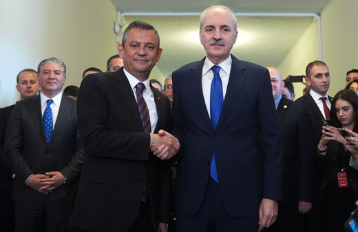 Yeni Anayasa trafiği başladı Numan Kurtulmuş ile görüşen Özgür Özel'den açıklama