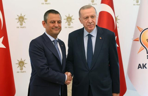 Ömer Çelik: Cumhurbaşkanımız uygun bir zamanda iadeiziyaret gerçekleştirecek