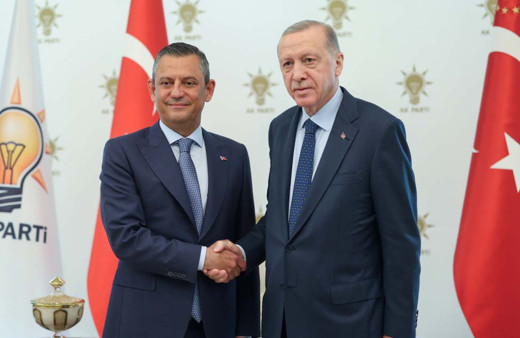 Özgür Özel'den Erdoğan görüşmesi sonrası ilk açıklama