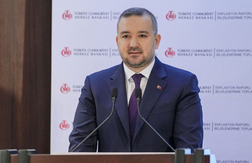 Yılın ikinci enflasyon raporu! TCMB Başkanı Fatih Karahan'dan flaş açıklamalar, enflasyon tahmini 2 puan artırıldı