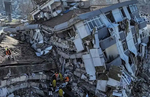 Depremde yıkılan binanın müteahhidi itiraf etti: İnşaat sırasında hiçbir denetim olmadı